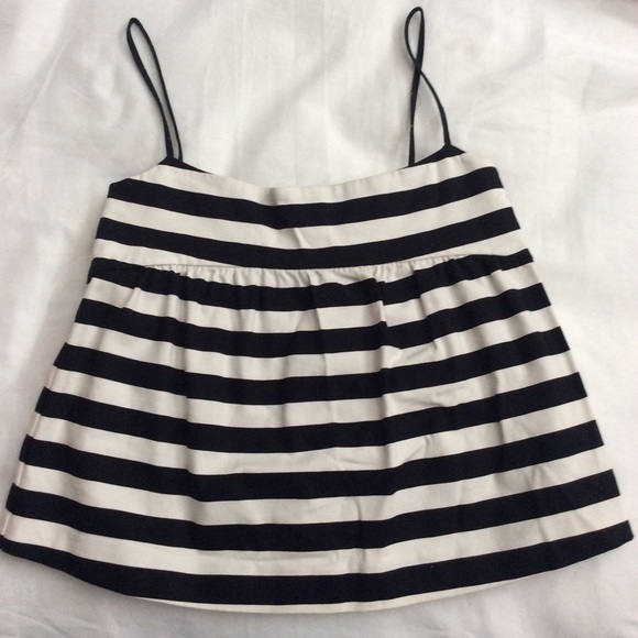 Crop top - Picture 1 of 1